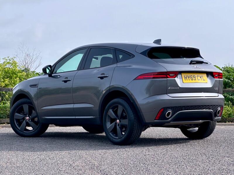 JAGUAR E-PACE