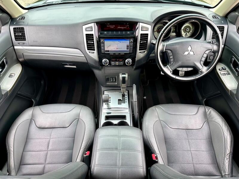 MITSUBISHI SHOGUN