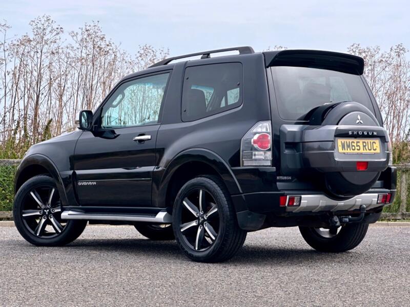 MITSUBISHI SHOGUN