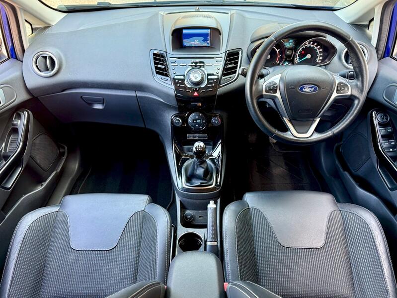 FORD FIESTA