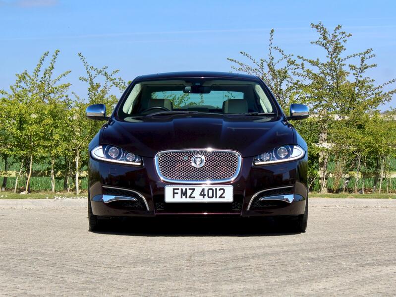 JAGUAR XF