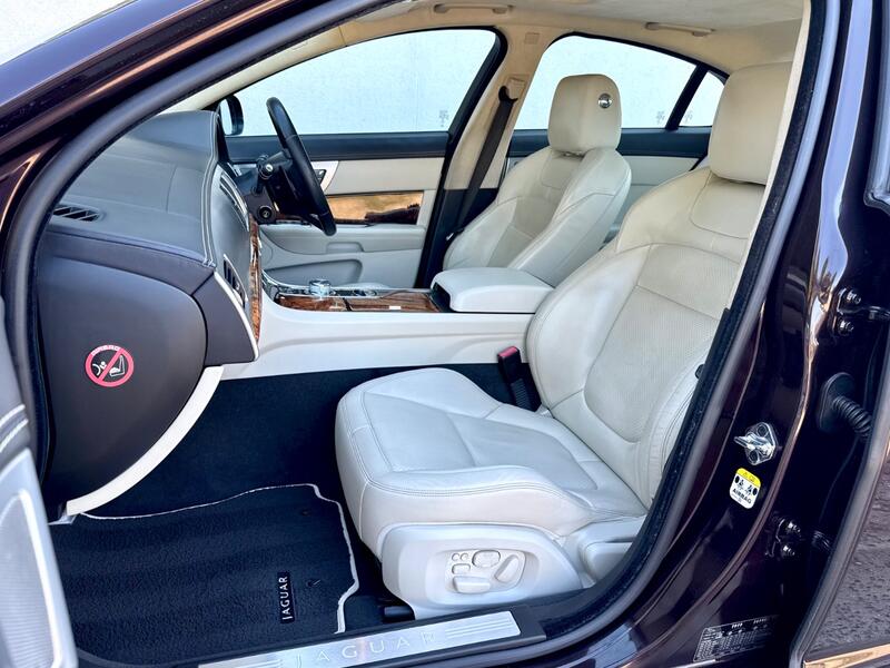 JAGUAR XF