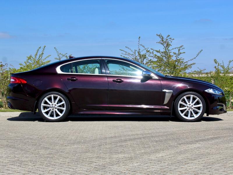 JAGUAR XF