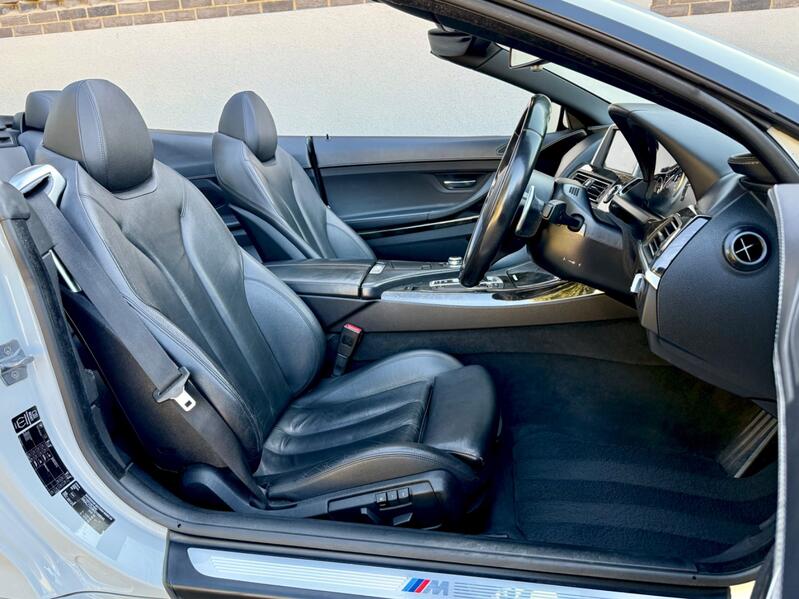 BMW 6 SERIES