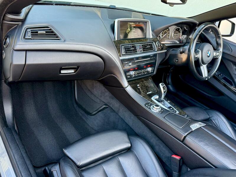BMW 6 SERIES