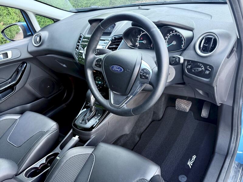FORD FIESTA