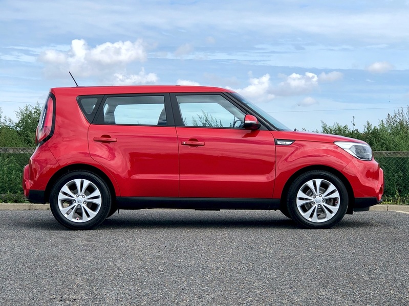 KIA SOUL