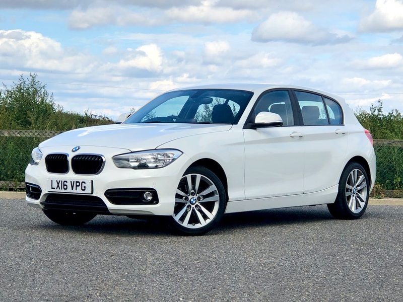 BMW 1 SERIES