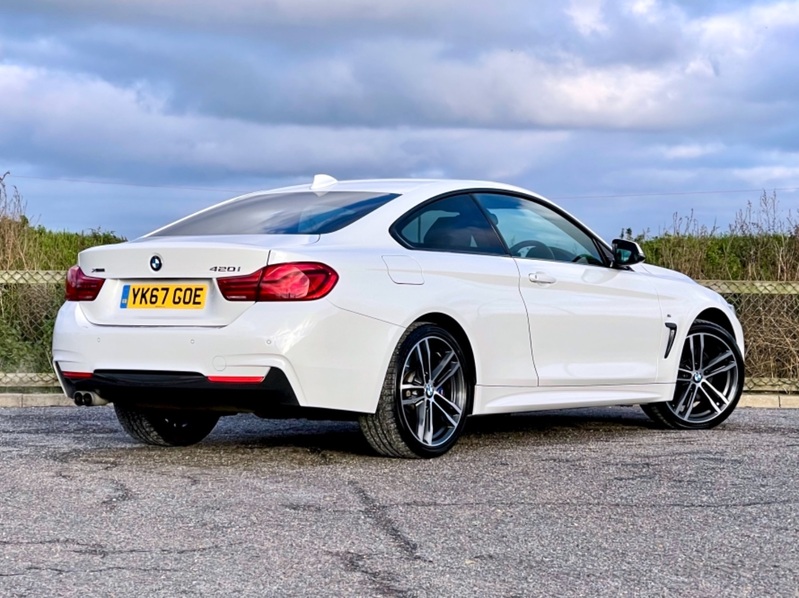 BMW 4 SERIES