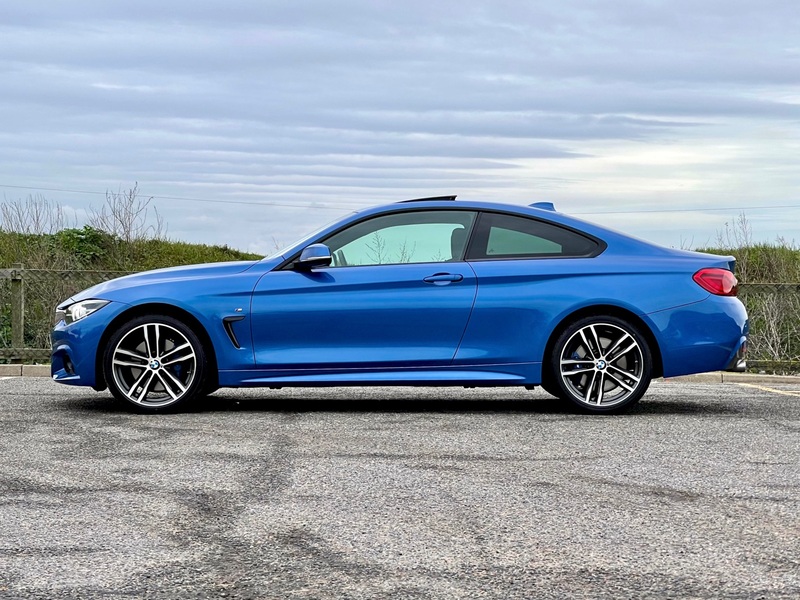 BMW 4 SERIES