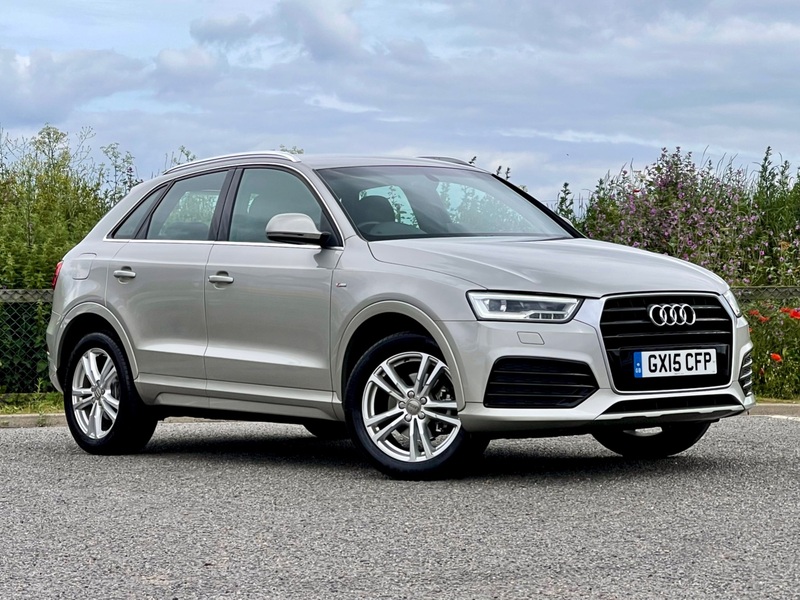 AUDI Q3