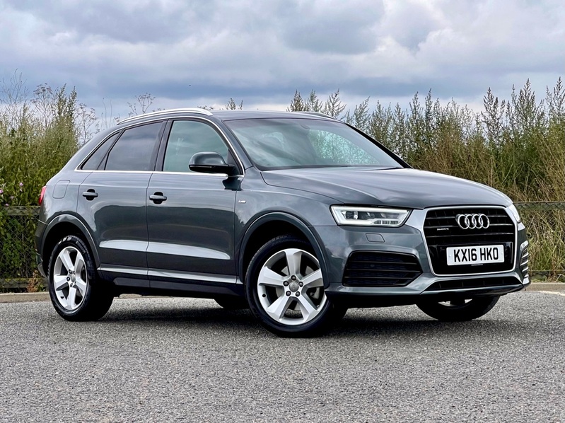 AUDI Q3