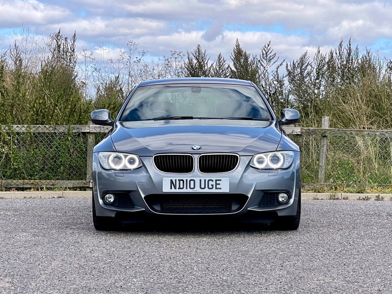 BMW 3 SERIES