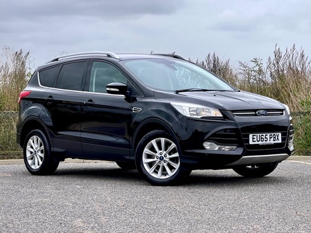 FORD KUGA 2.0 TDCi Titanium -