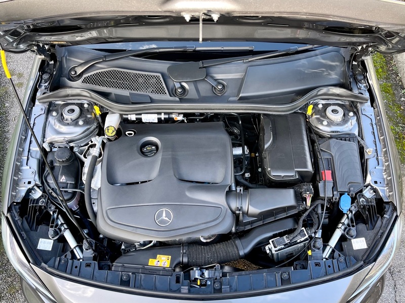 MERCEDES-BENZ GLA CLASS