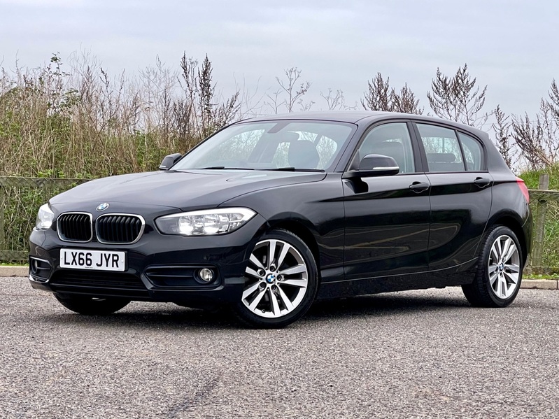 BMW 1 SERIES