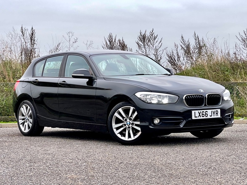 BMW 1 SERIES