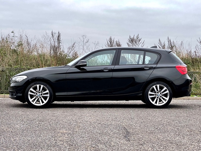 BMW 1 SERIES