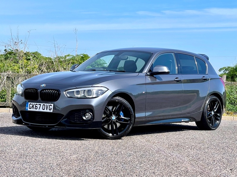 BMW 1 SERIES