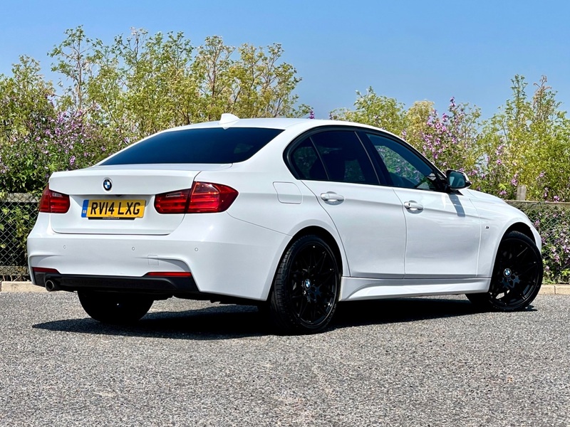 BMW 3 SERIES