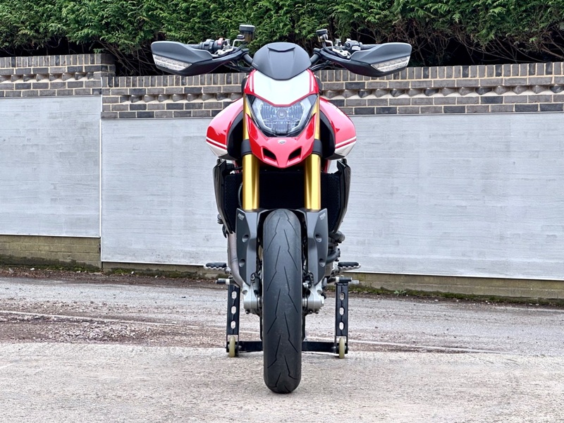 DUCATI Hypermotard