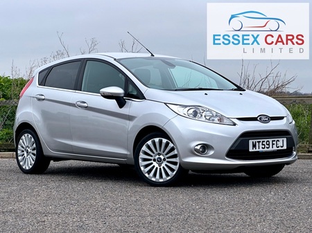 FORD FIESTA 1.4i Titanium 5dr Auto -