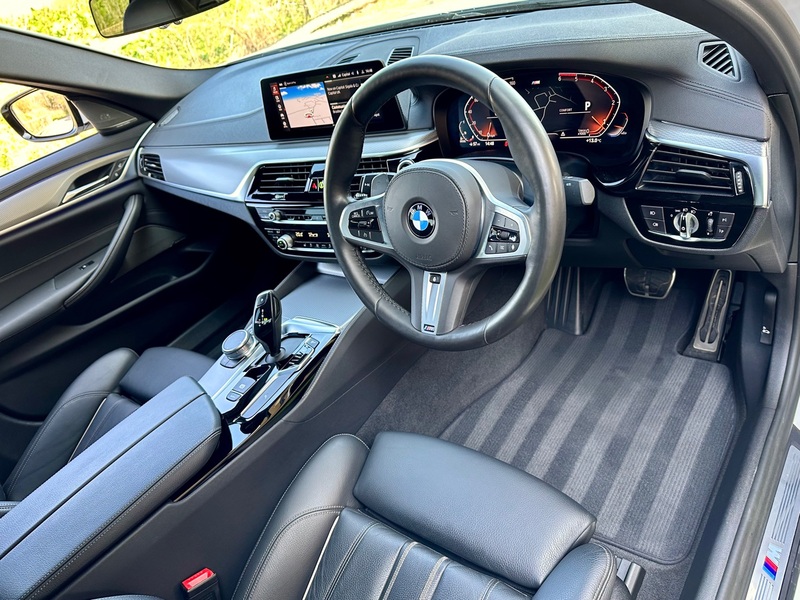 BMW 5 SERIES