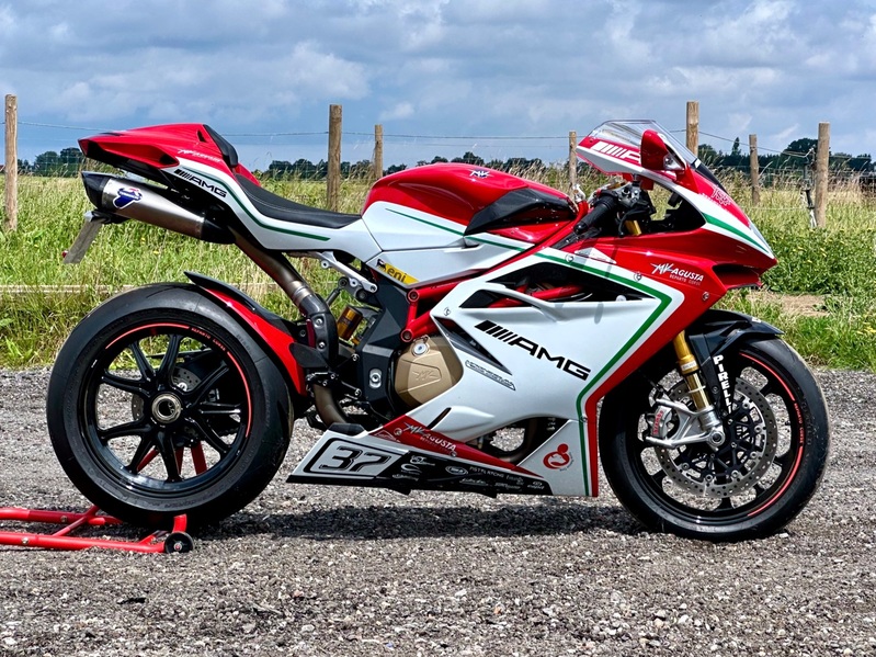 MV AGUSTA F4