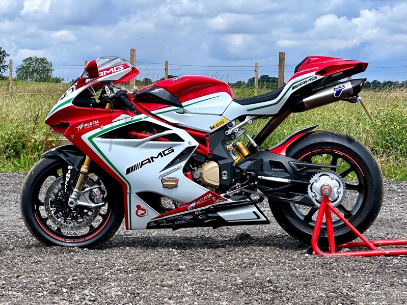 MV AGUSTA F4