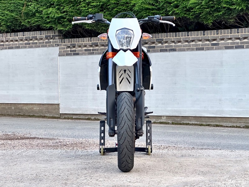 KTM 690