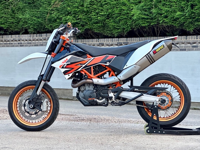 KTM 690