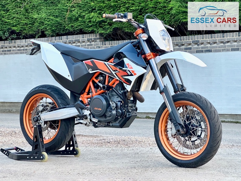 KTM 690